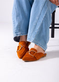 Load image into Gallery viewer, Velvet D Mule-camel