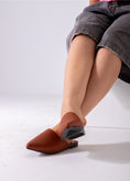 Load image into Gallery viewer, The Luna Mule-camel