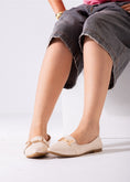 Load image into Gallery viewer, The Audrey Buckle Flat-beige