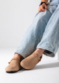 Load image into Gallery viewer, The Slingback Clog-beige