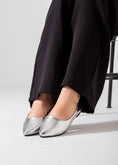 Load image into Gallery viewer, The Cobra Sling Flat-silver