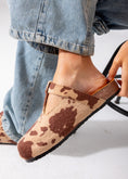 Load image into Gallery viewer, Animal Print Buckle Clogs-beige