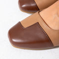 Load image into Gallery viewer, The Contrast Toe Flat-cafe