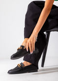 Load image into Gallery viewer, Grain-Textured Loafer-black