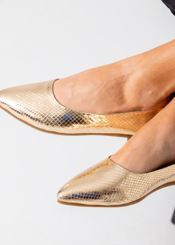 The Cobra Sling Flat-gold