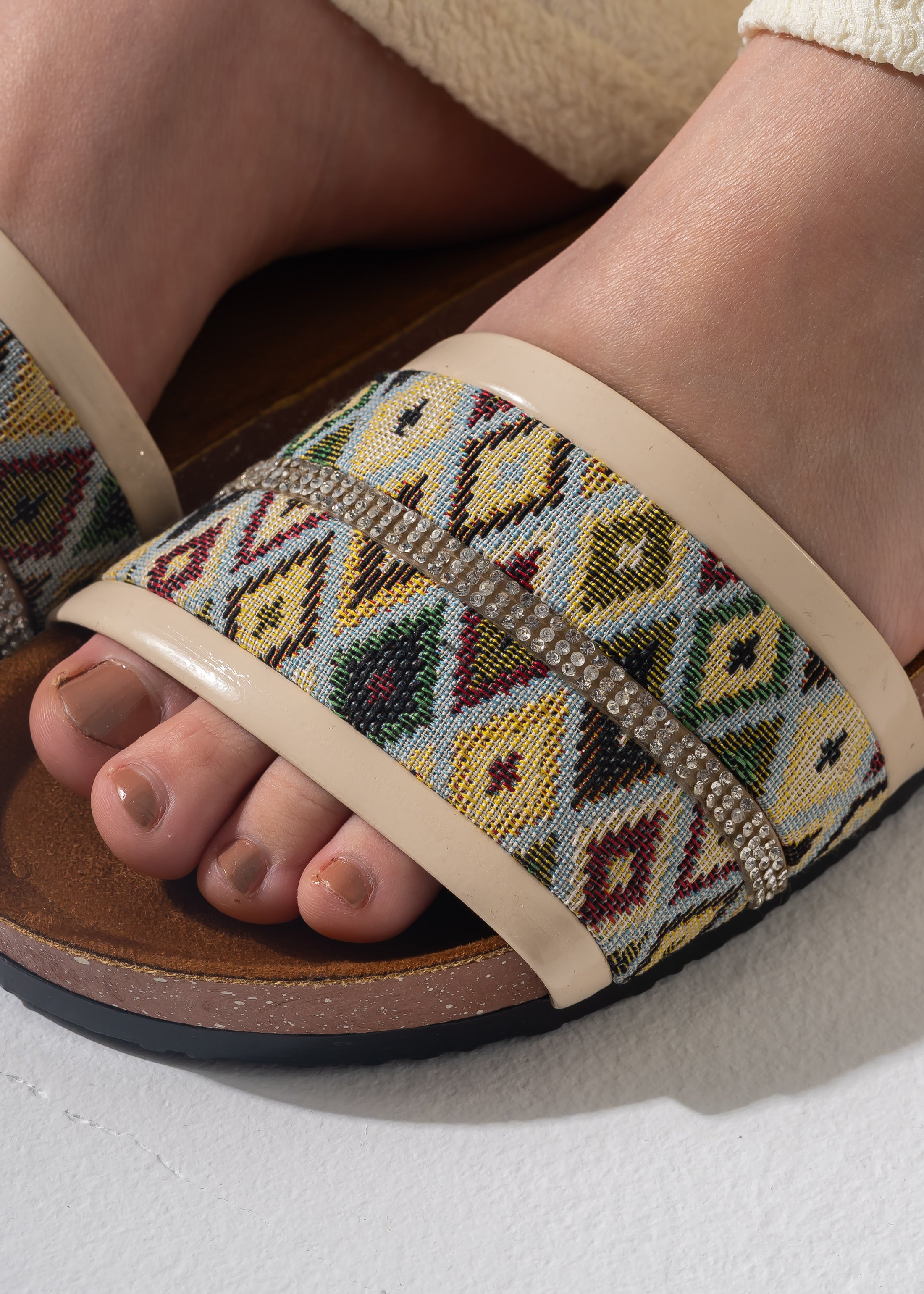 Ethnic Pattern Slipper - BEIGE