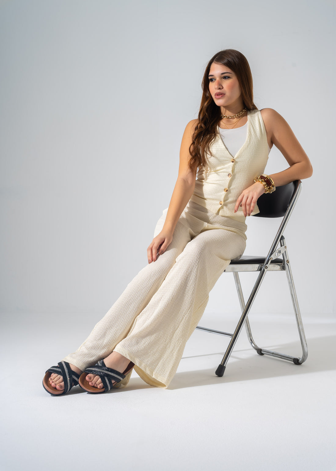 Starlight Criss-Cross Slipper - BLACK