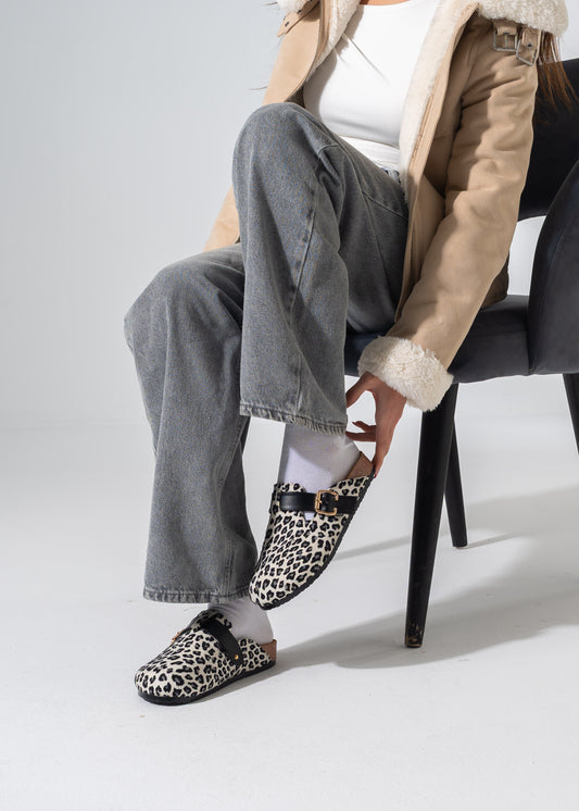 Leopard Clogs - BLACK