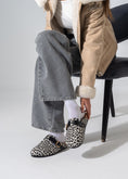 Load image into Gallery viewer, Leopard Clogs - BLACK
