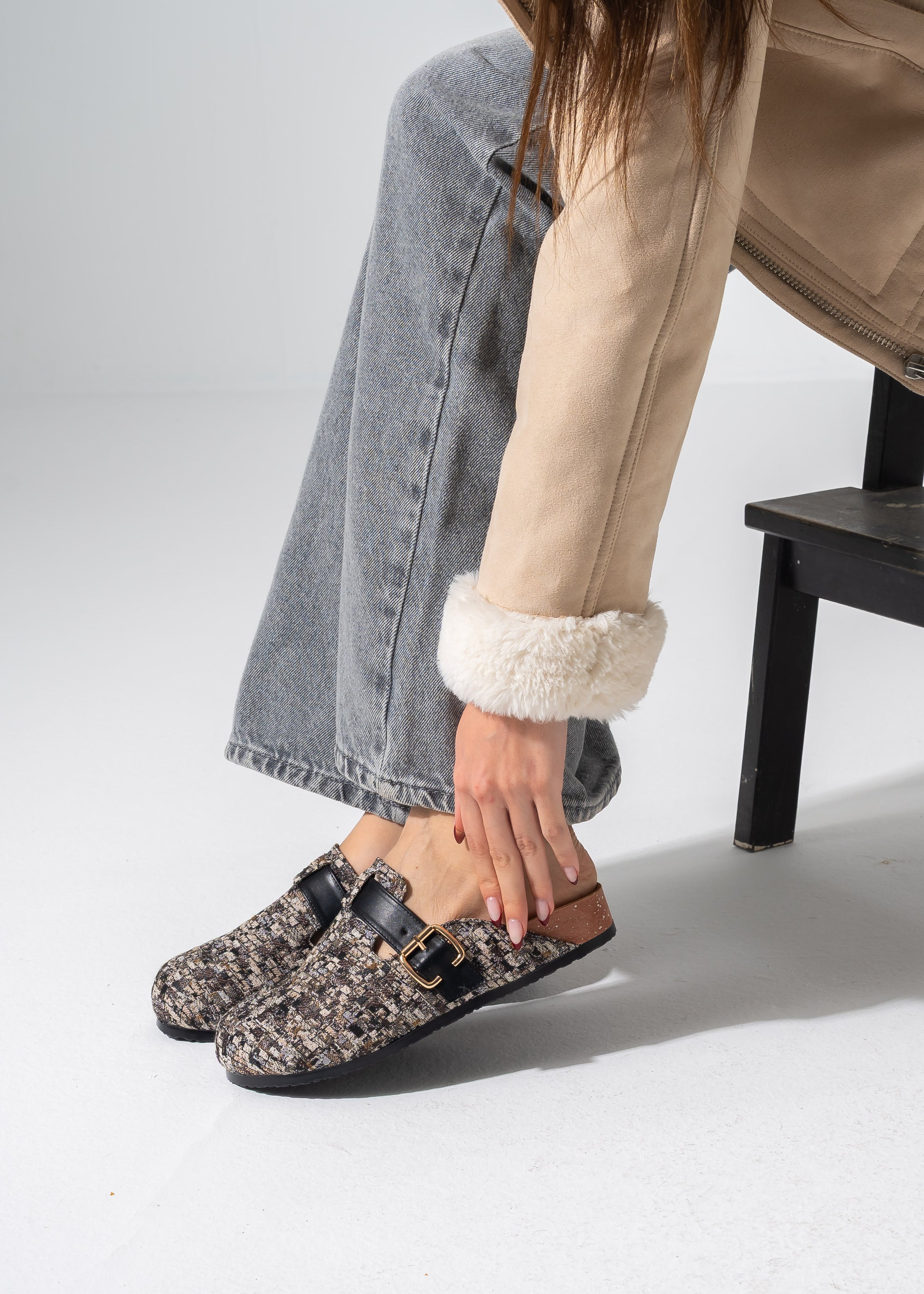 Textured Buckle Clogs - BROWN