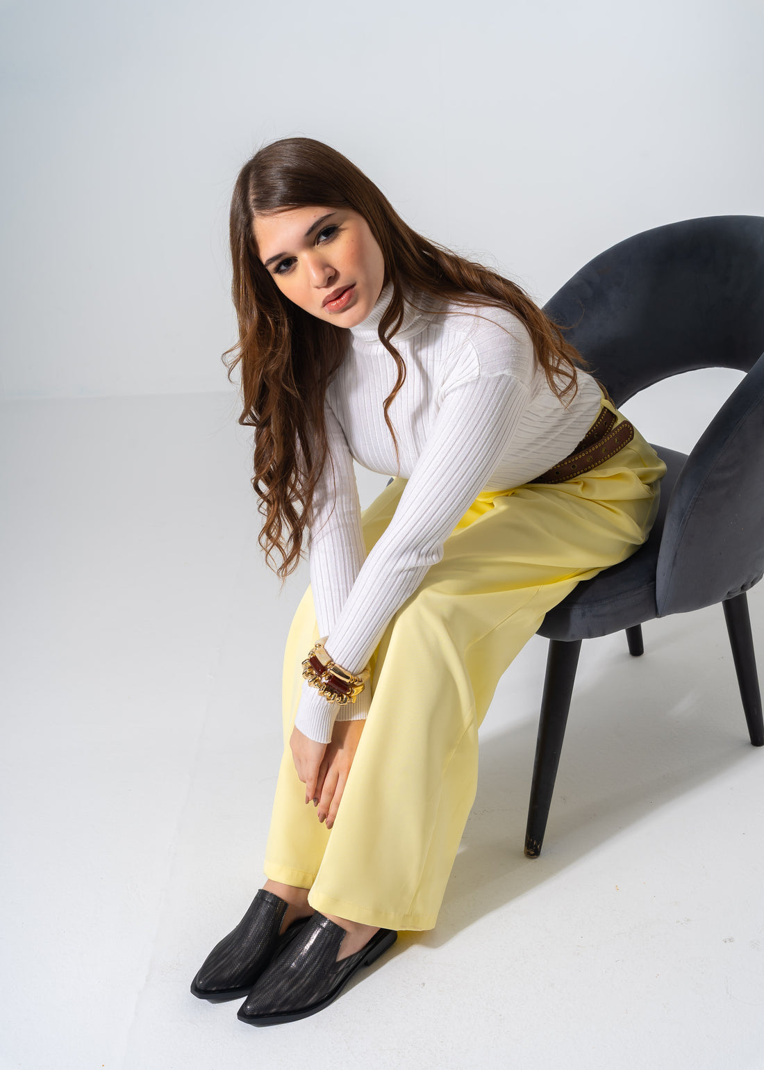 Snake-Embossed V-Cut Mules - BLACK