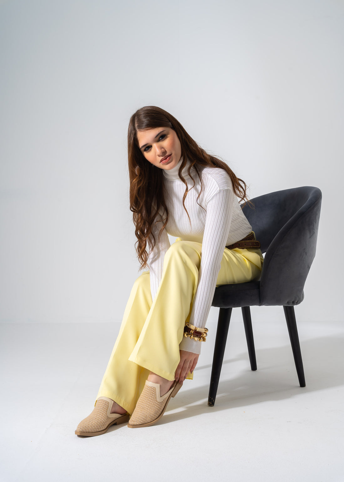 Artisanal Pointed Mules - BEIGE