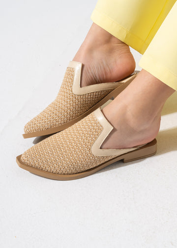 Artisanal Pointed Mules - BEIGE