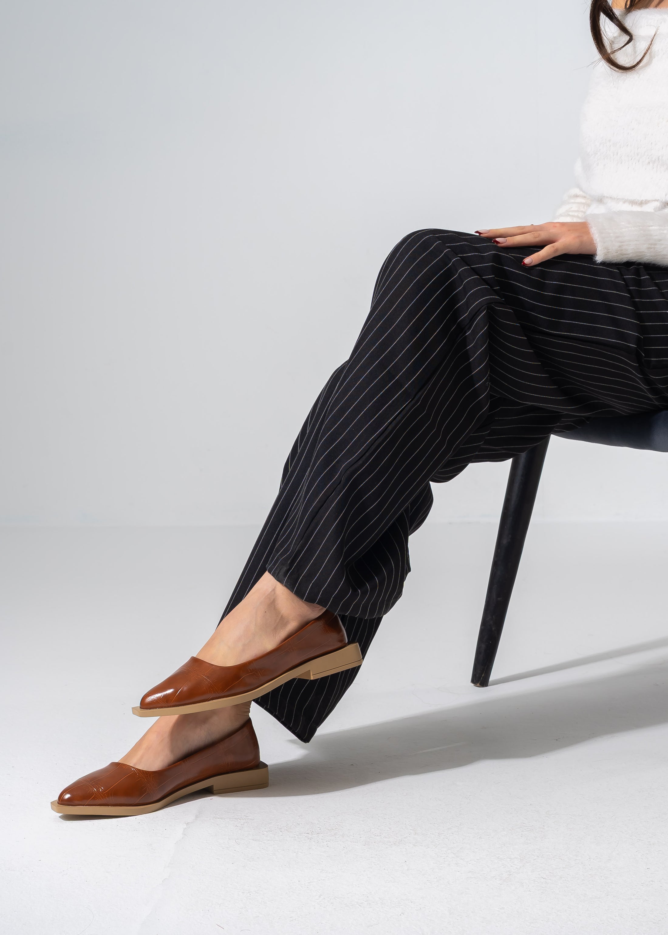 Sharp Silhouette Flats - CAMEL
