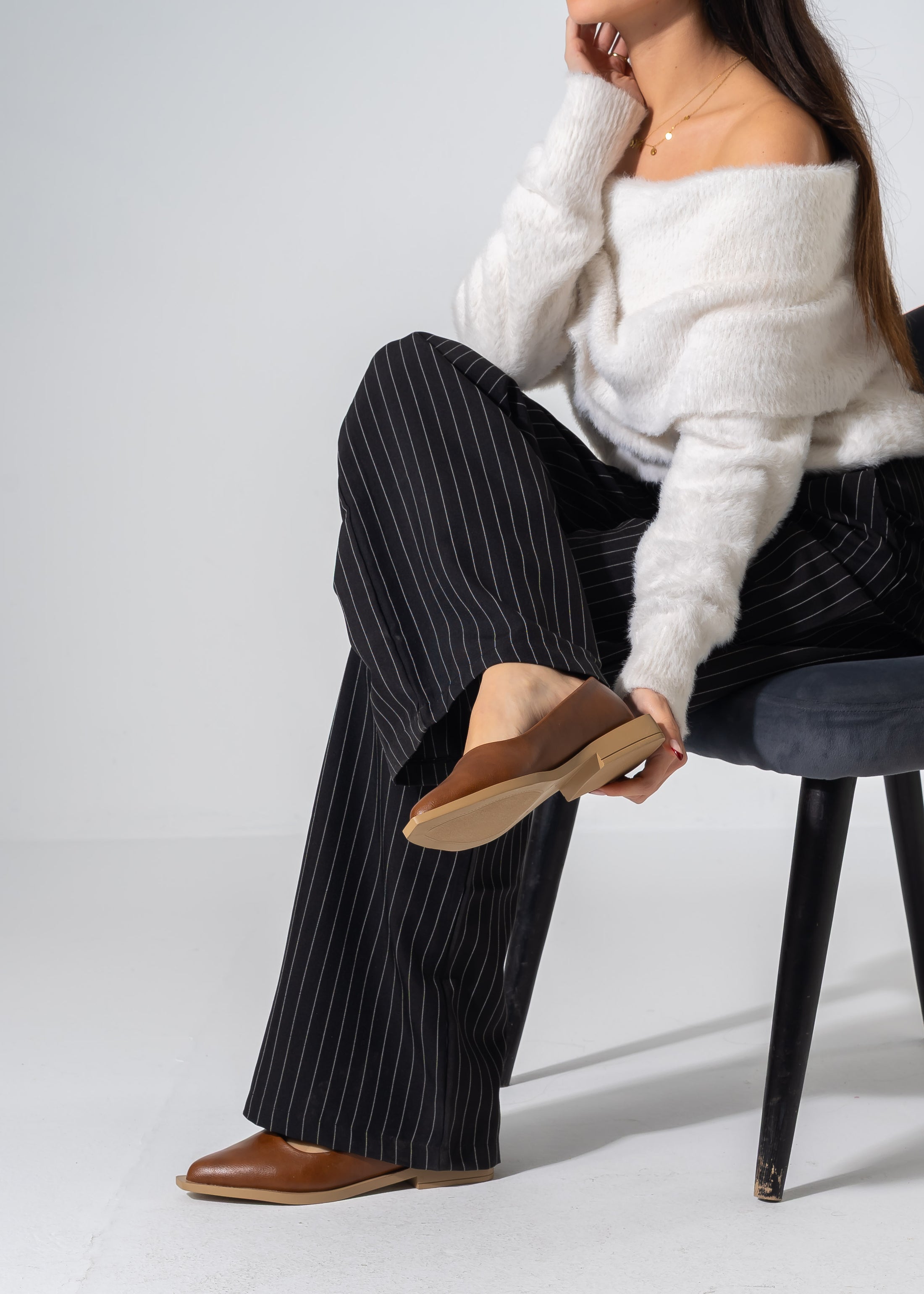 Sleek Pointed-Toe Flats - CAMEL