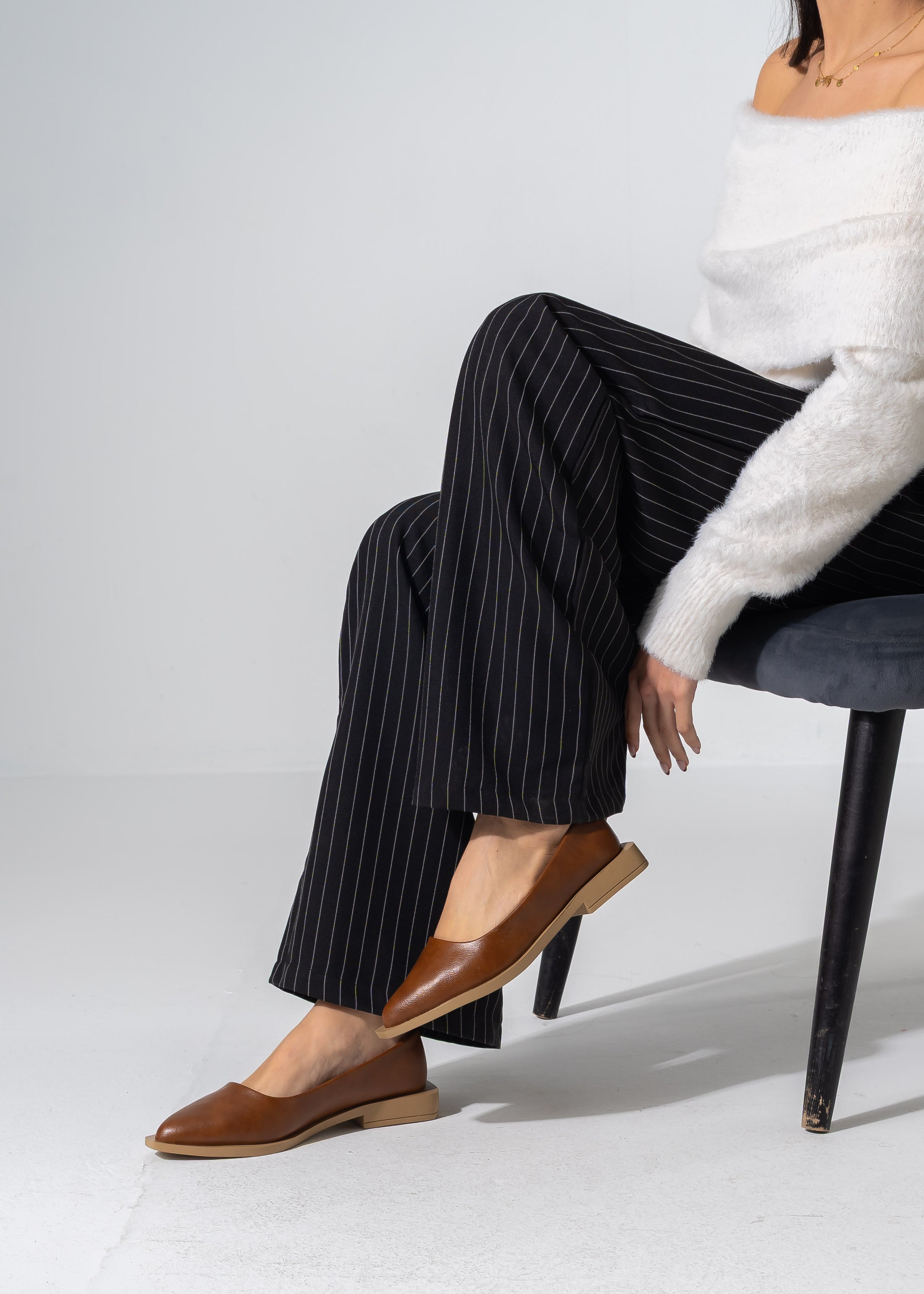 Sleek Pointed-Toe Flats - CAMEL
