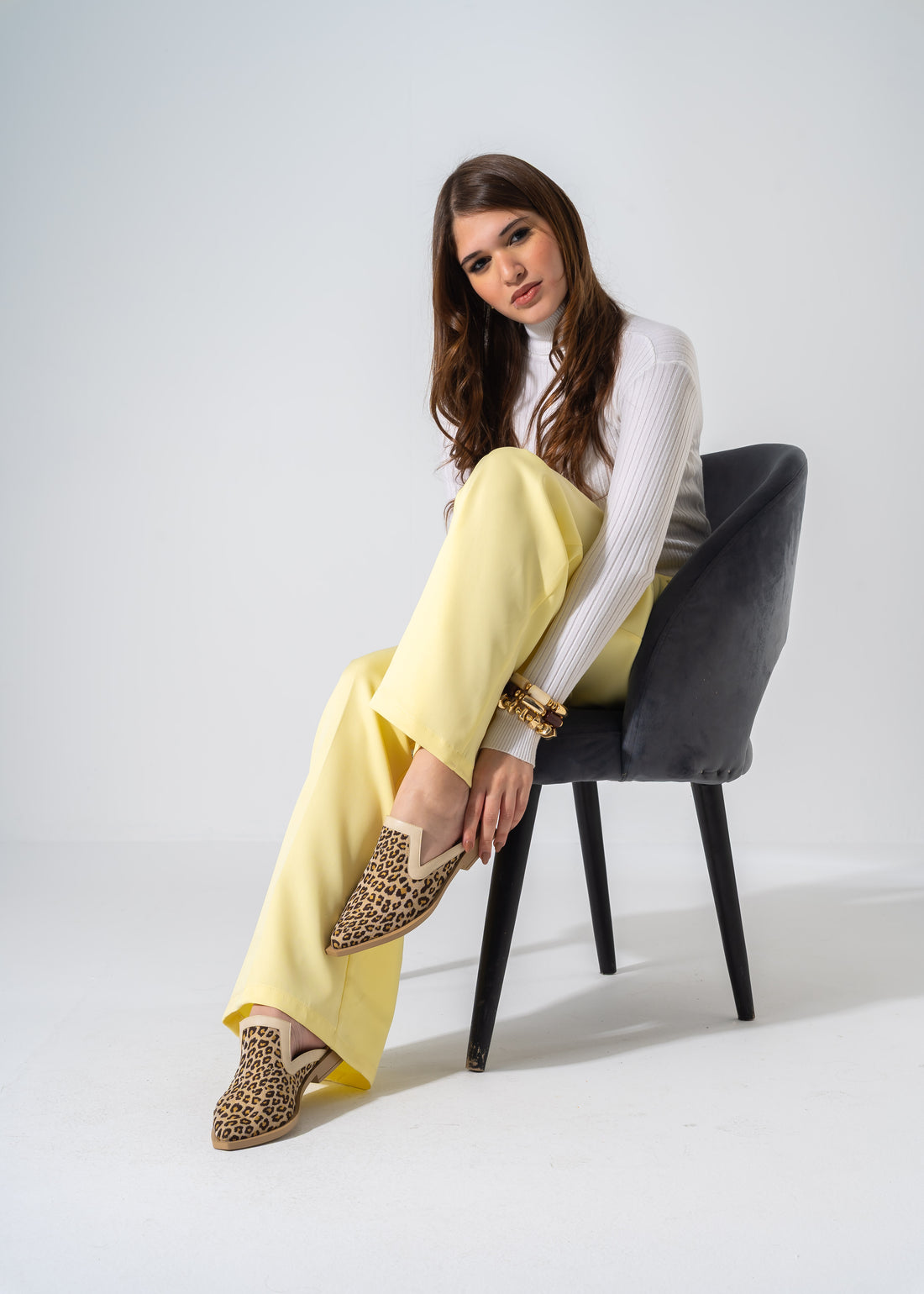 V-Cut Leopard Mules - BEIGE