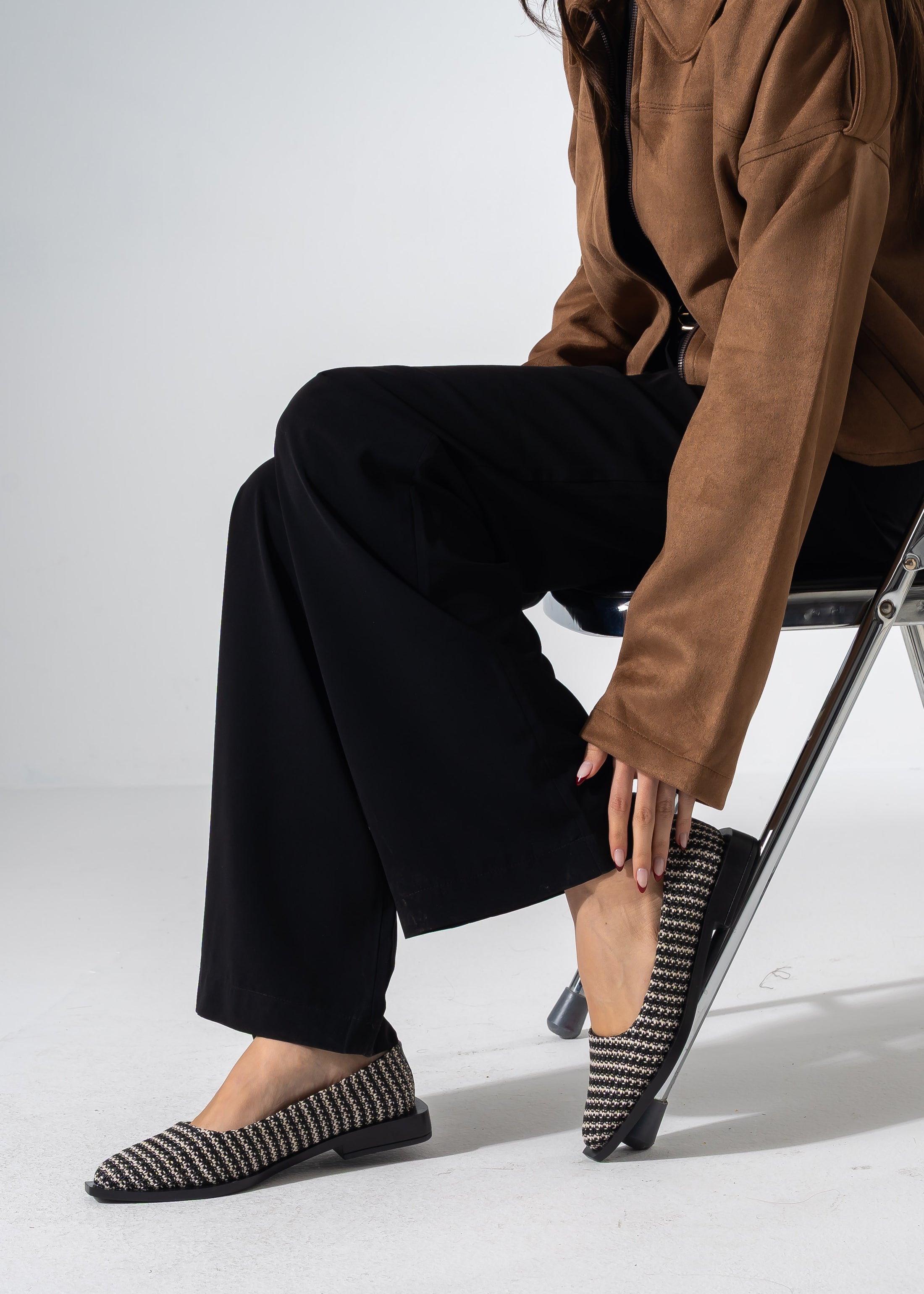 Pointed Straw Flats - BLACK
