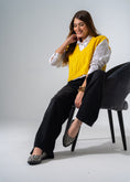 Load image into Gallery viewer, Pointed Knit Flats - BLACK
