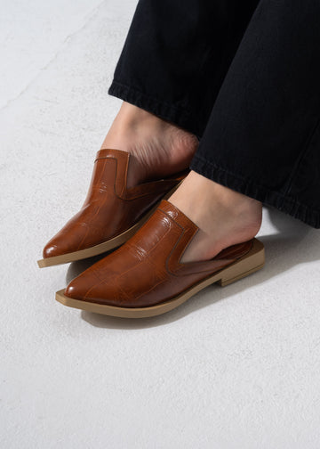 V-Cut Textured Flat Mules - CAMEL