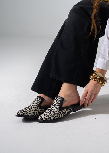 V-Cut Leopard Mules - BLACK