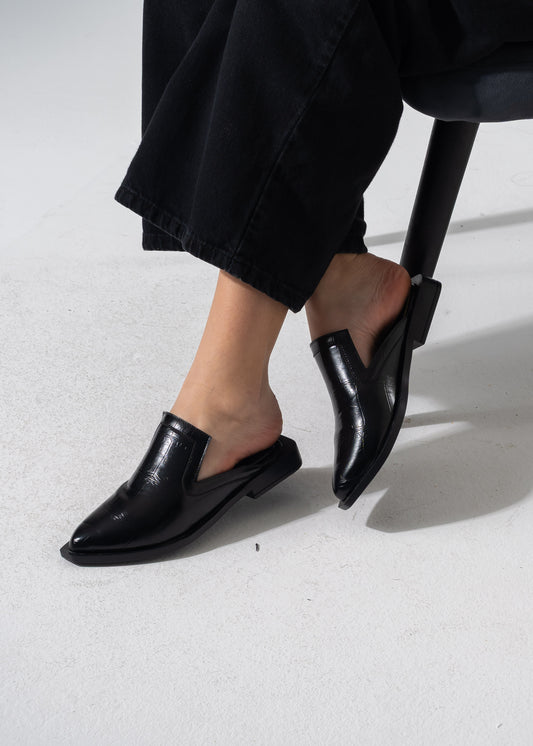 V-Cut Textured Flat Mules - BLACK