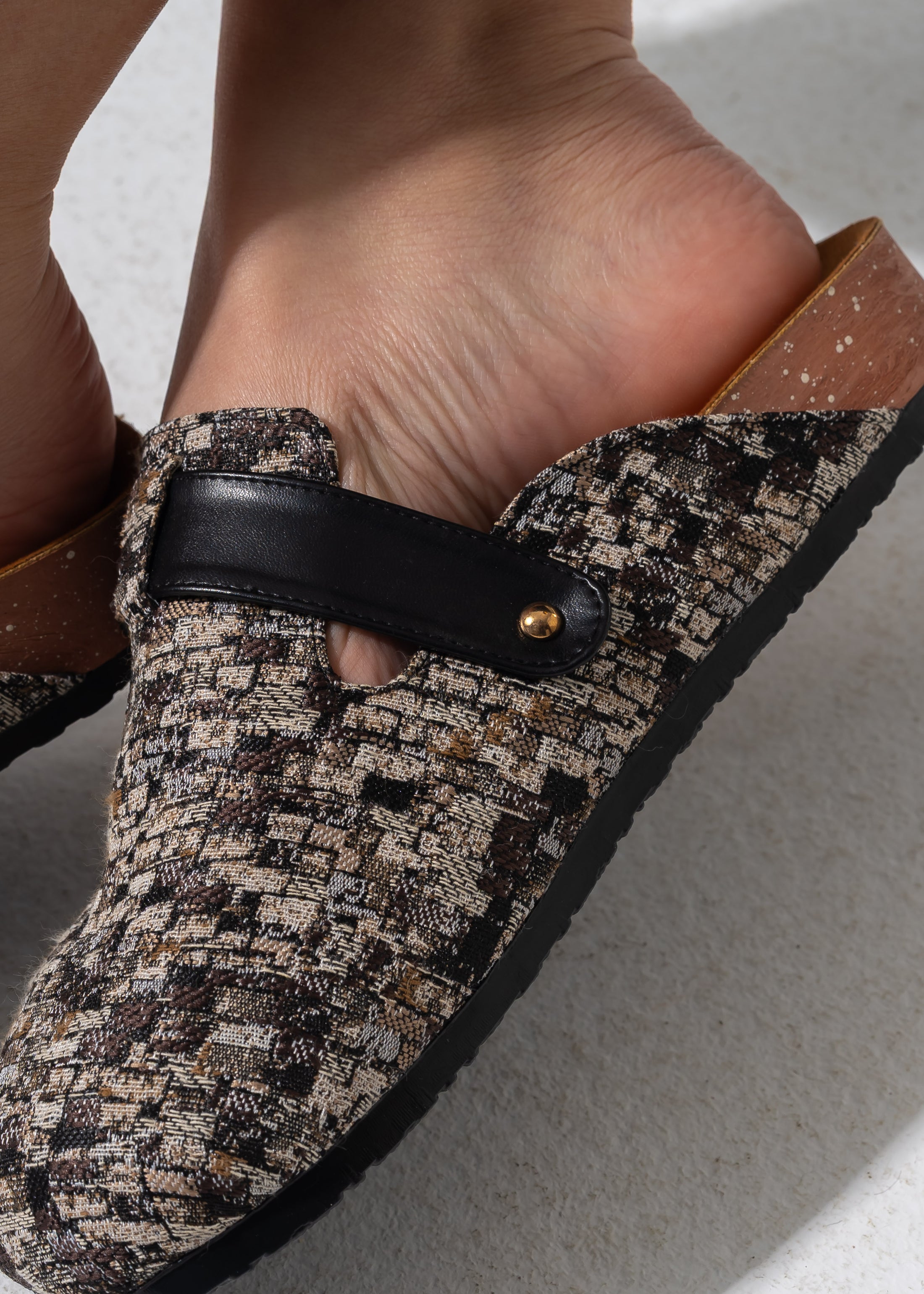 Textured Buckle Clogs - BLACK