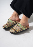 Load image into Gallery viewer, ZigZag Clogs - GREEN
