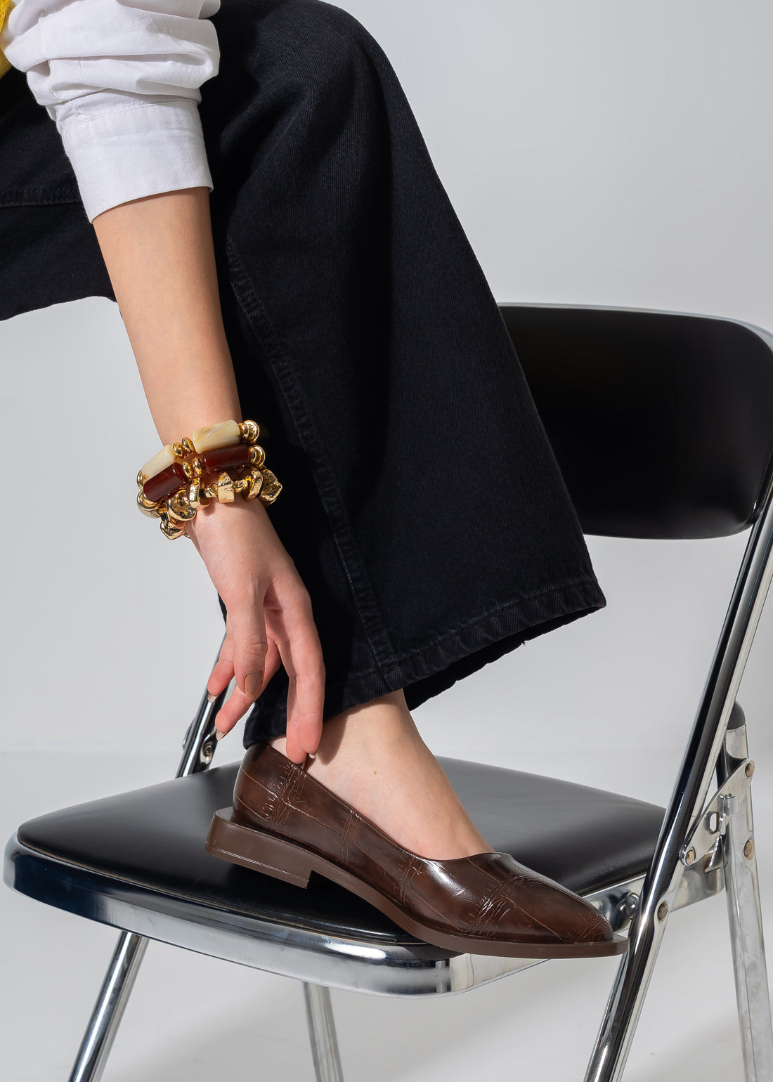 Sharp Silhouette Flats - BROWN