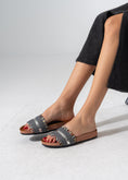 Load image into Gallery viewer, Tapestry Metallic Slides - BLACK
