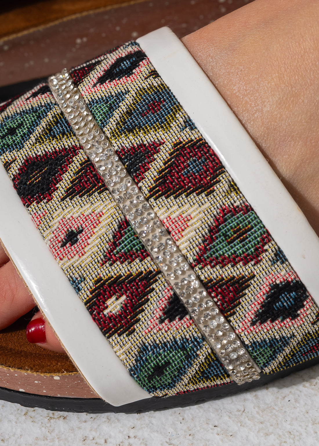 Ethnic Pattern Slipper - WHITE