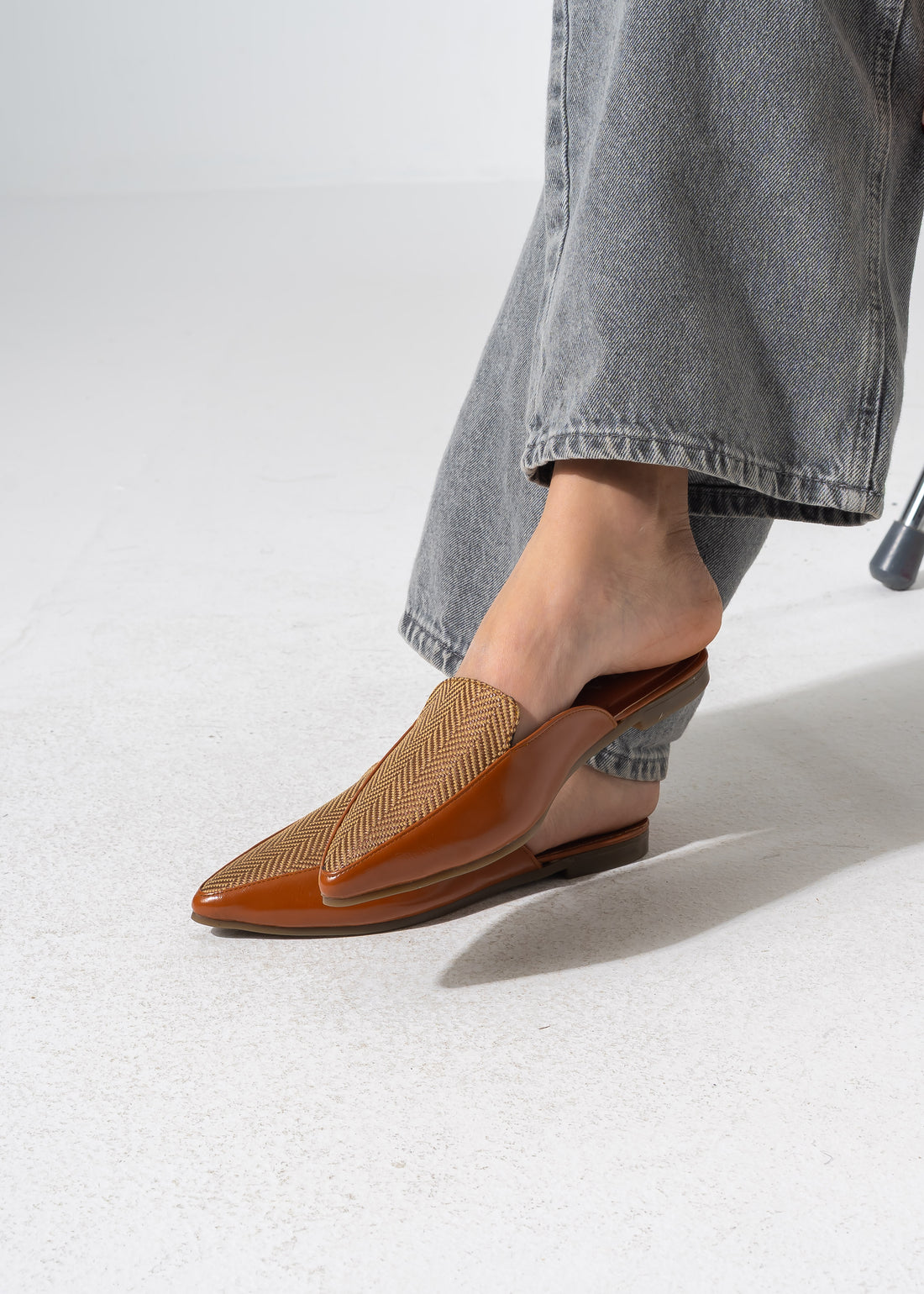 Pointed-Toe Herringbone Weave Mules - CAMEL