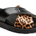 Load image into Gallery viewer, Crisscross Slide Slipper -black tiger
