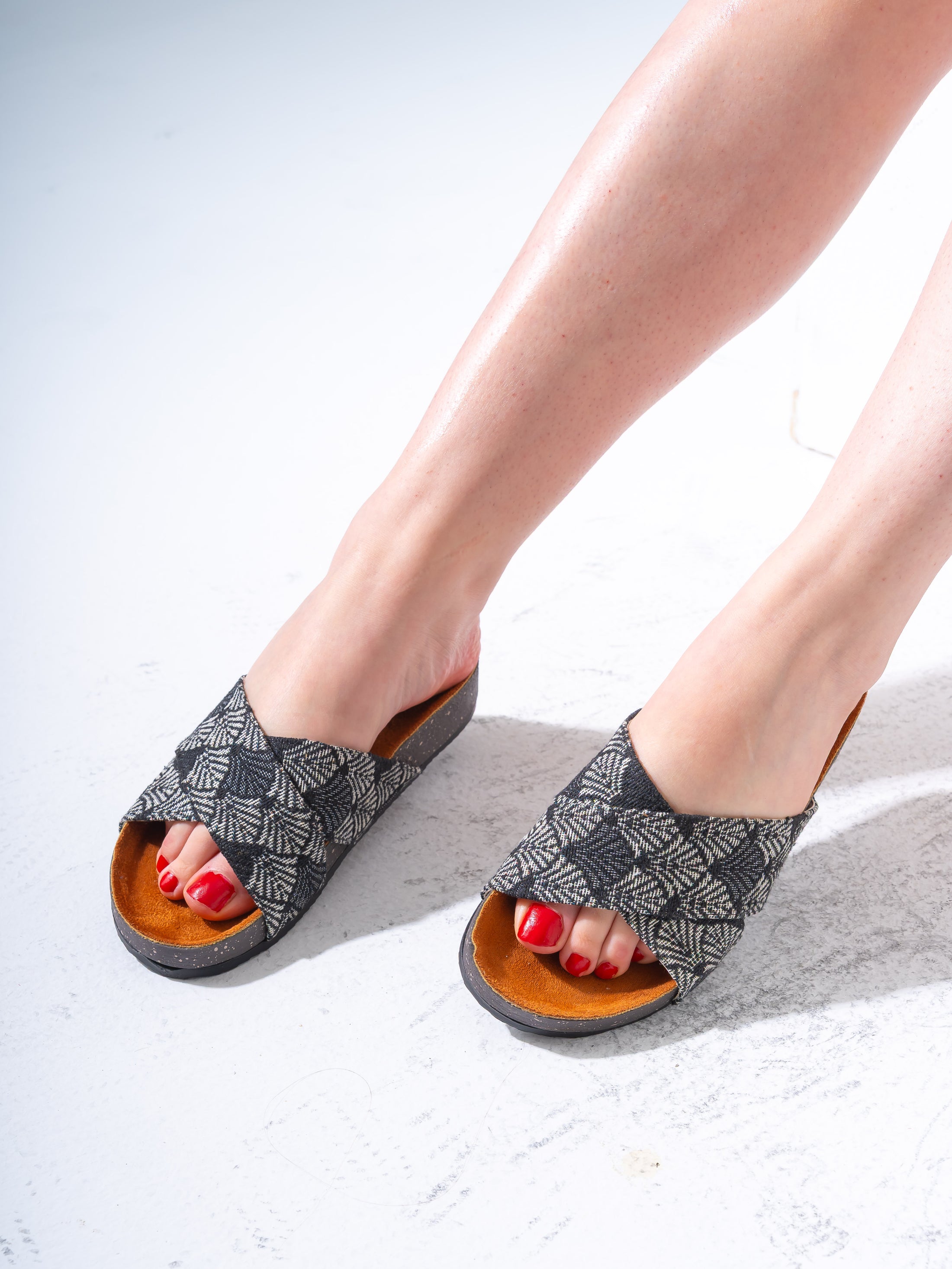 Ethnic Patterned Cross-Strap Slides - BLACK