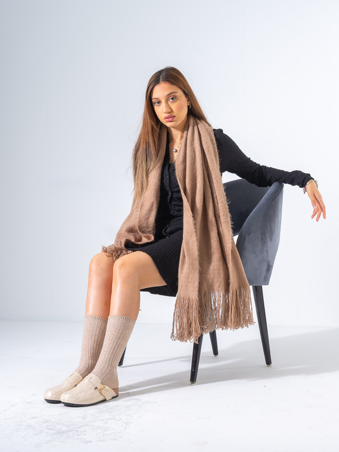 Glossy Scale-Pattern Comfort Clogs - BEIGE