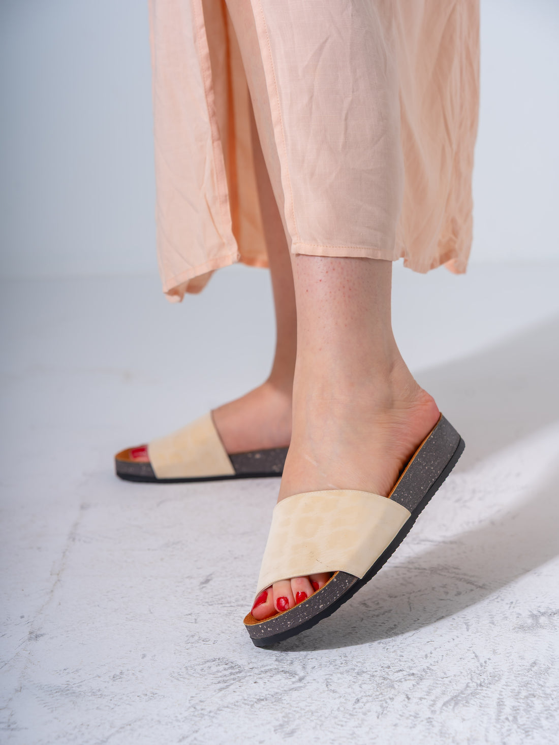 Leopard Print Platform Slides - BEIGE