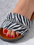 Load image into Gallery viewer, Textured Zig-Zag Strap Slippers - WHITE
