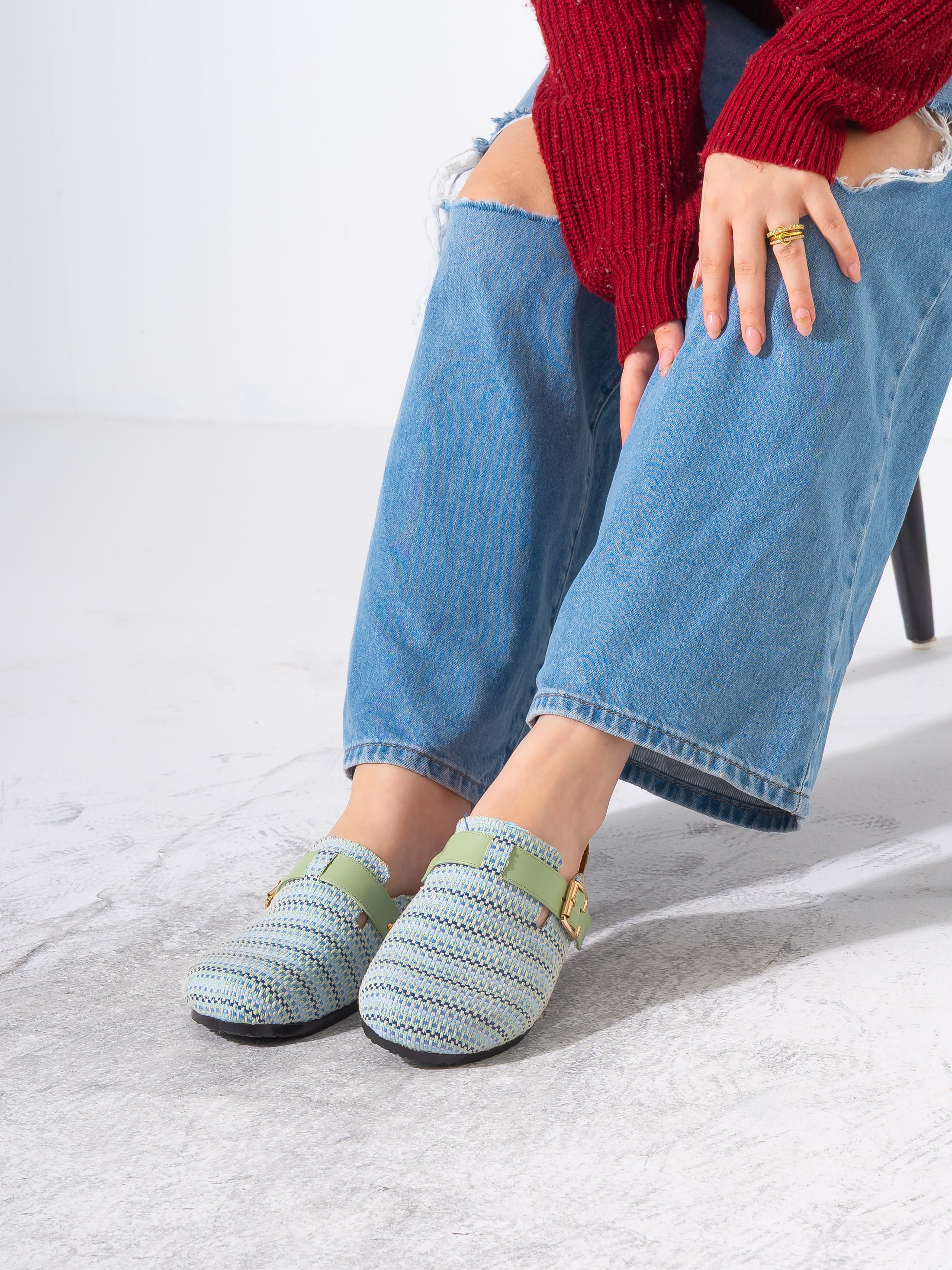 Woven Raffia Buckle Clogs - GREEN