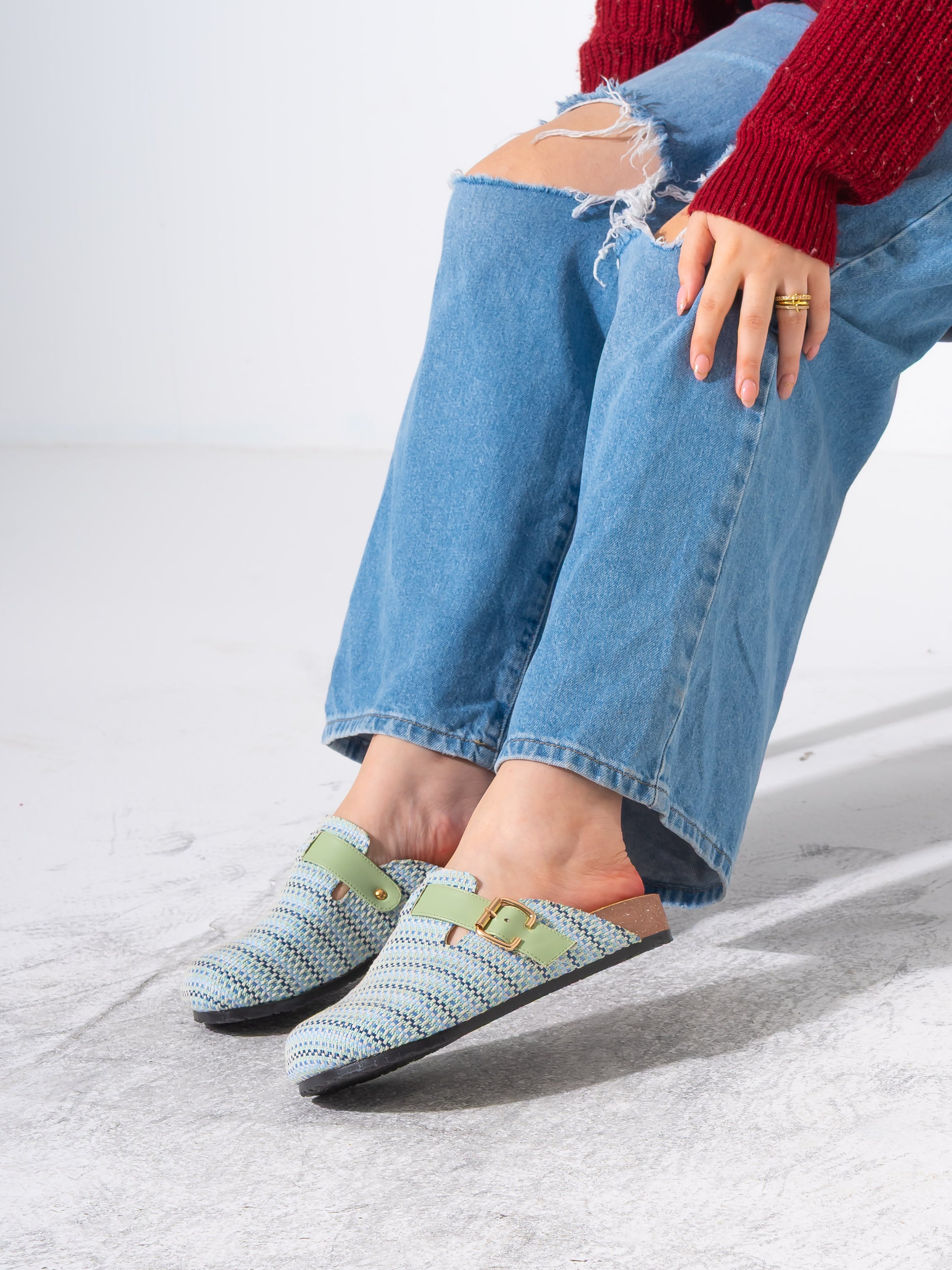 Woven Raffia Buckle Clogs - GREEN