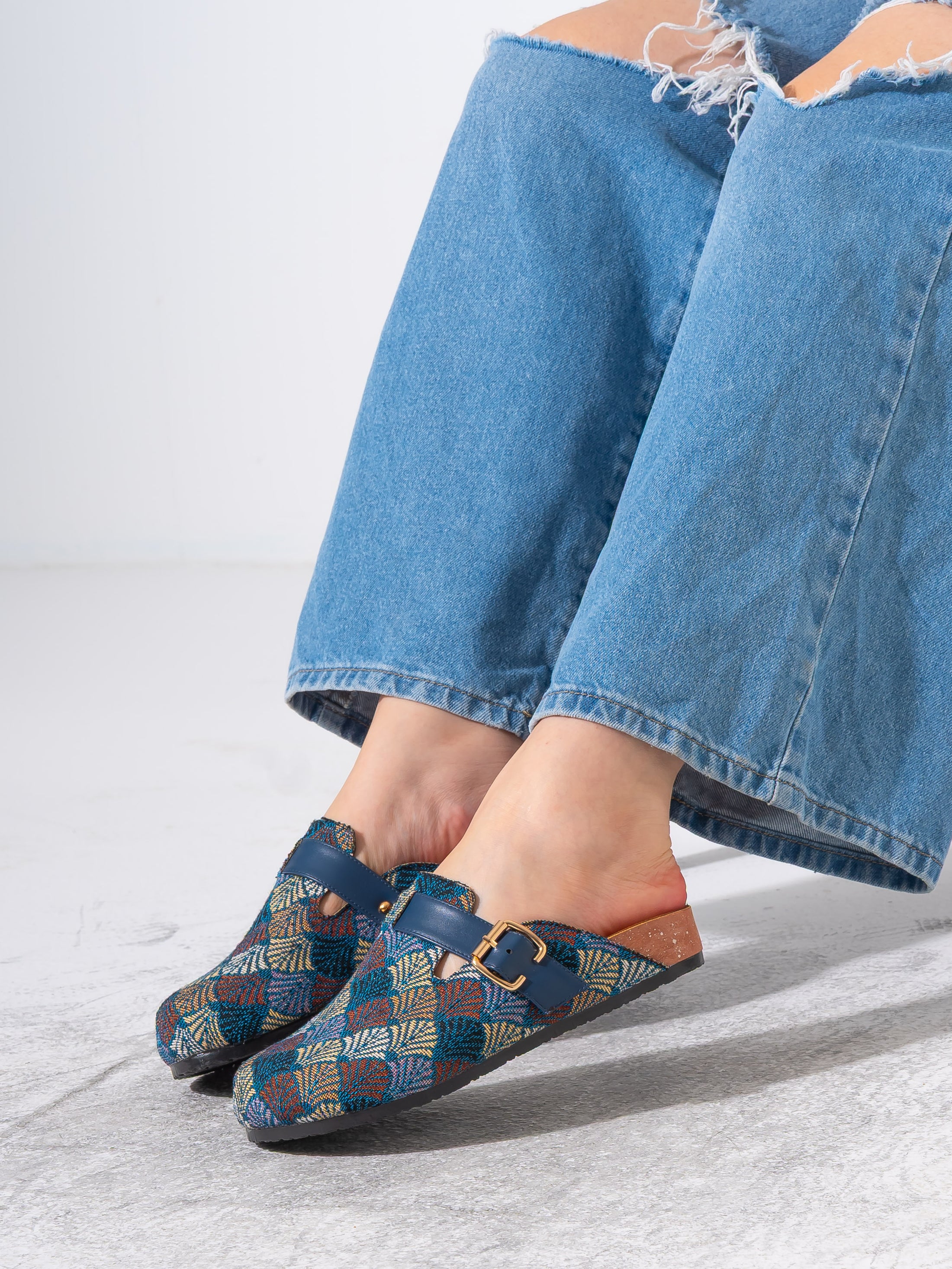 Ethnic Pattern Woven Clogs - BLUE