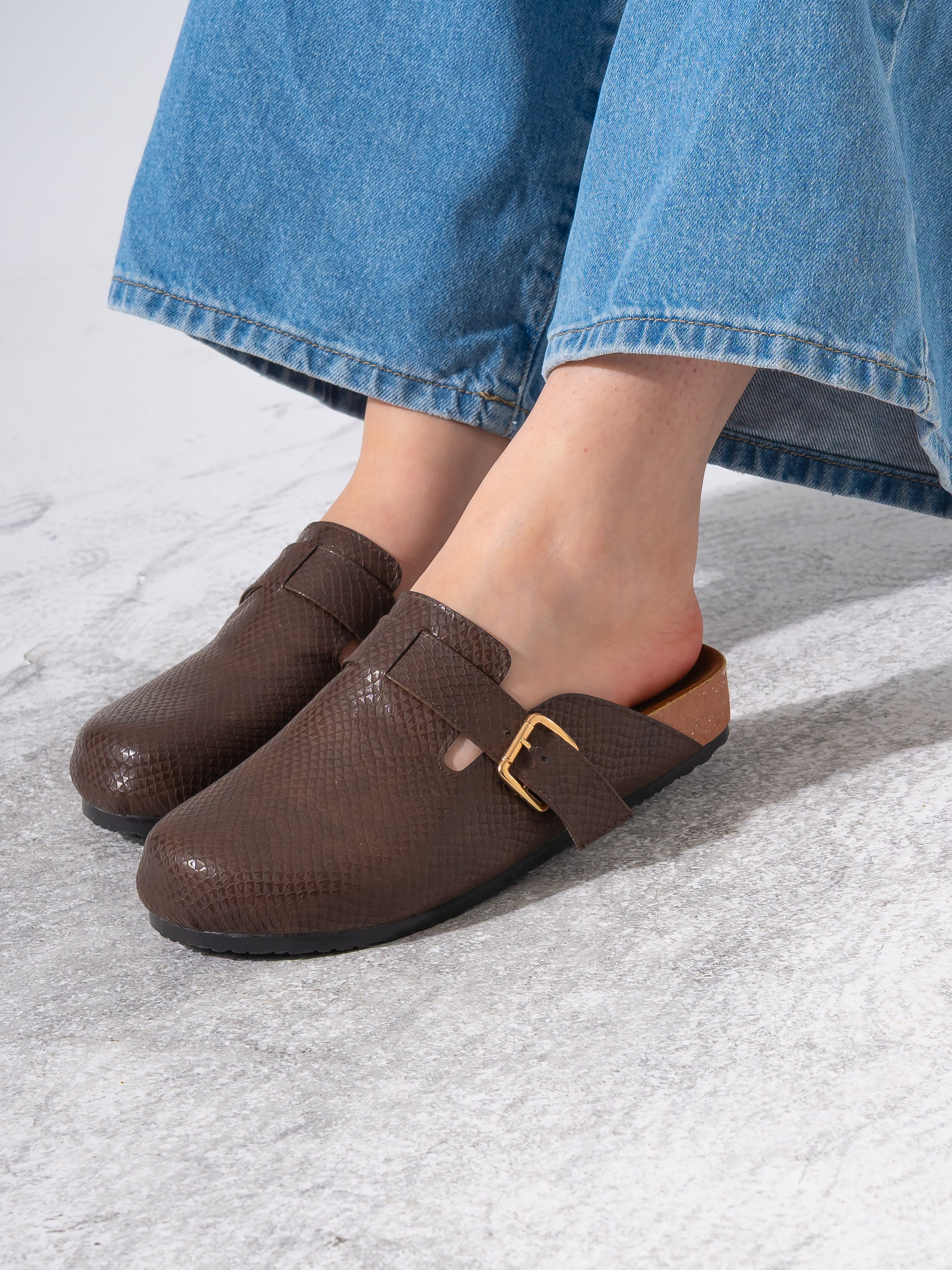 Snake-Embossed Buckle Clogs - BROWN