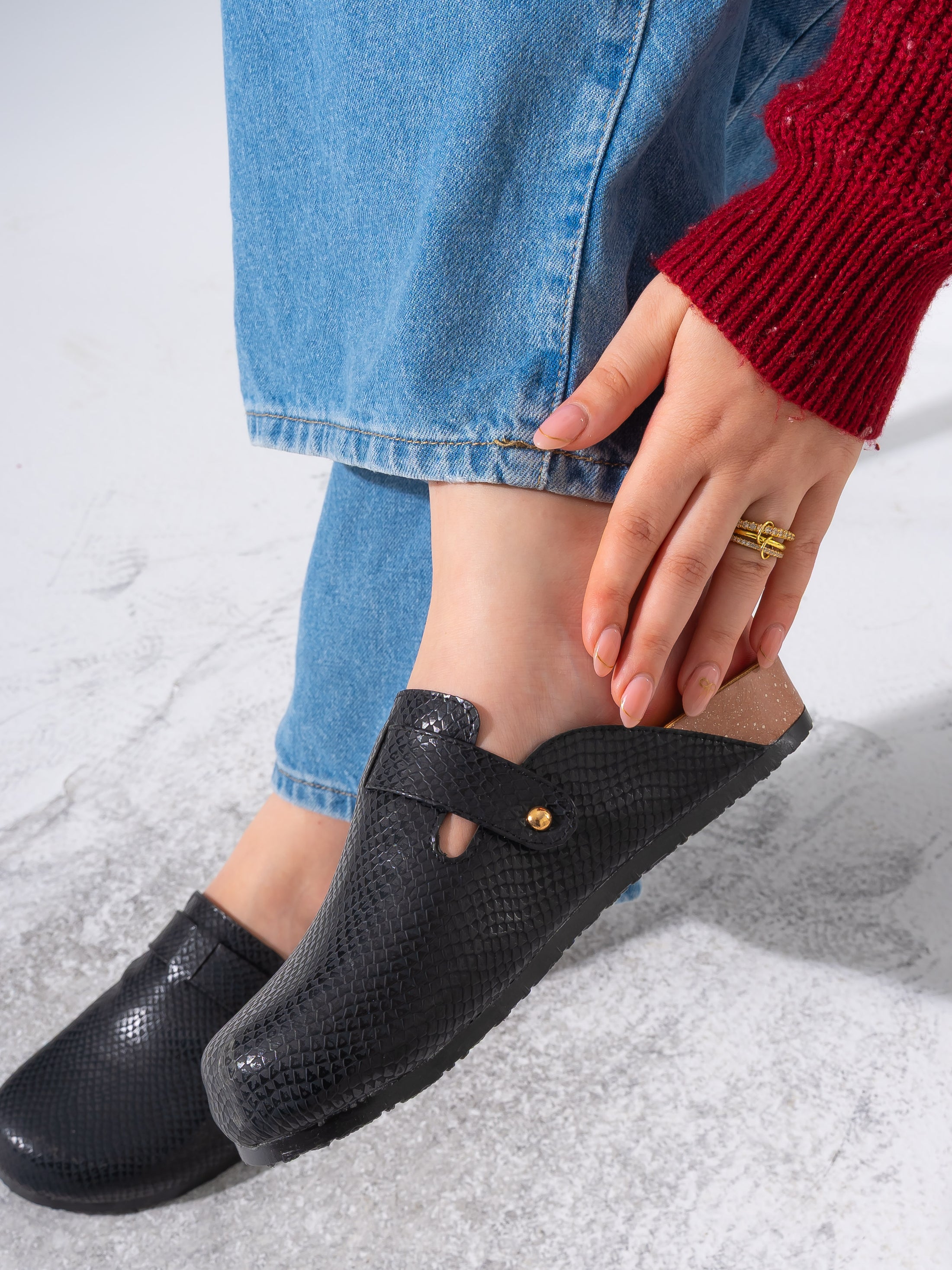 Snake-Embossed Buckle Clogs - BLACK