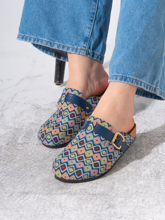 Geometric Pattern Woven Clogs - BLUE
