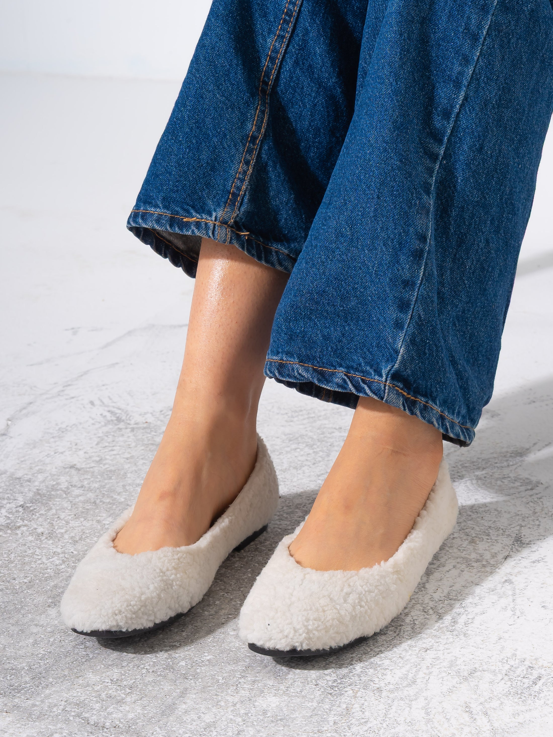 Teddy Sherpa Ballerina Flats - WHITE
