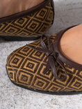 Load image into Gallery viewer, Square-Toe Embroidered Flat - BROWN
