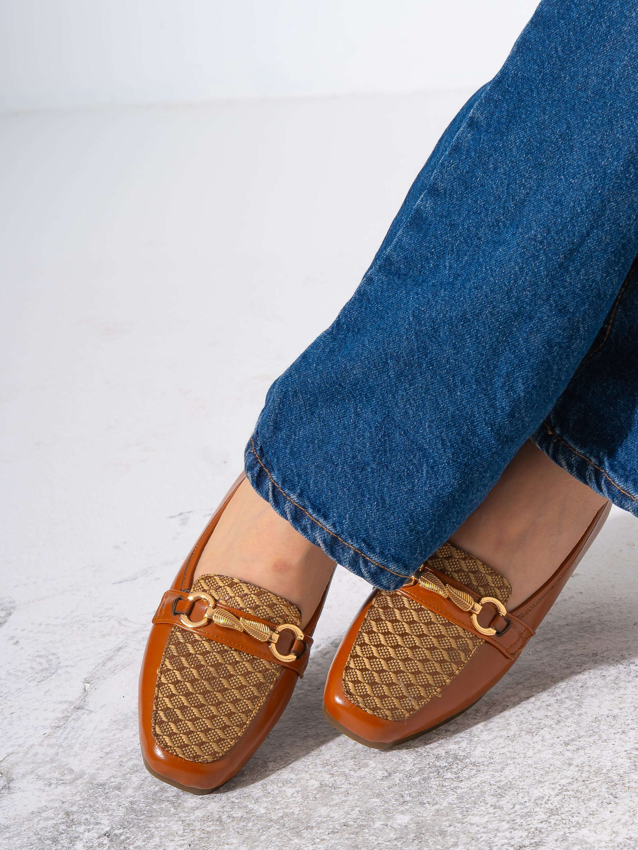 Textured Jacquard Detail Flat- CAMEL