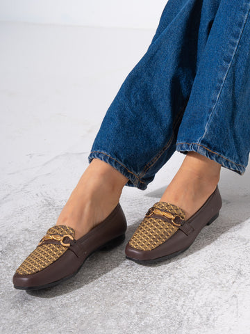 Textured Jacquard Detail Flat- BROWN