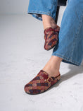 Load image into Gallery viewer, Ethnic Pattern Woven Clogs - MARRON

