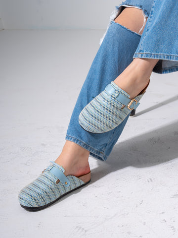Textured Geometric Slip-On Clogs - BLUE