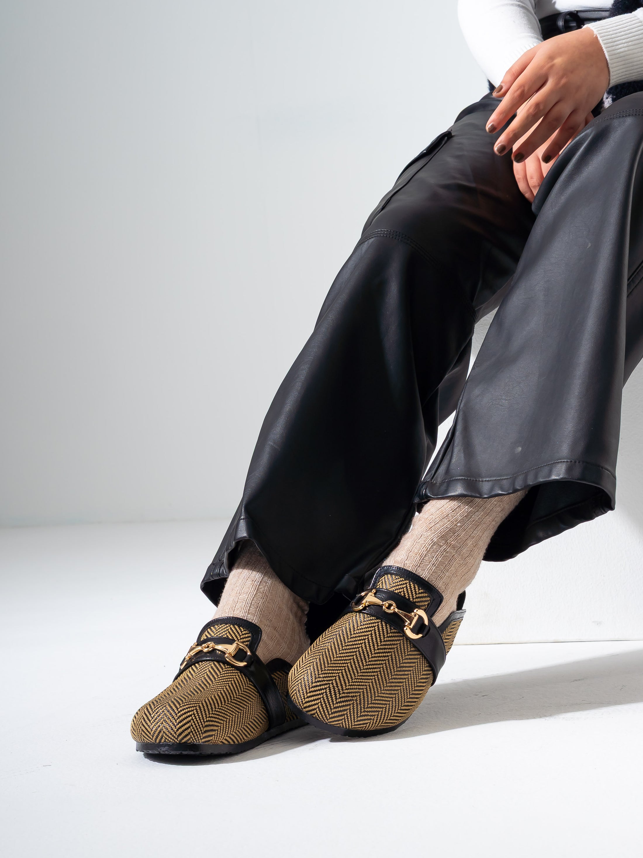 Chevron Woven Horsebit Clogs - BLACK
